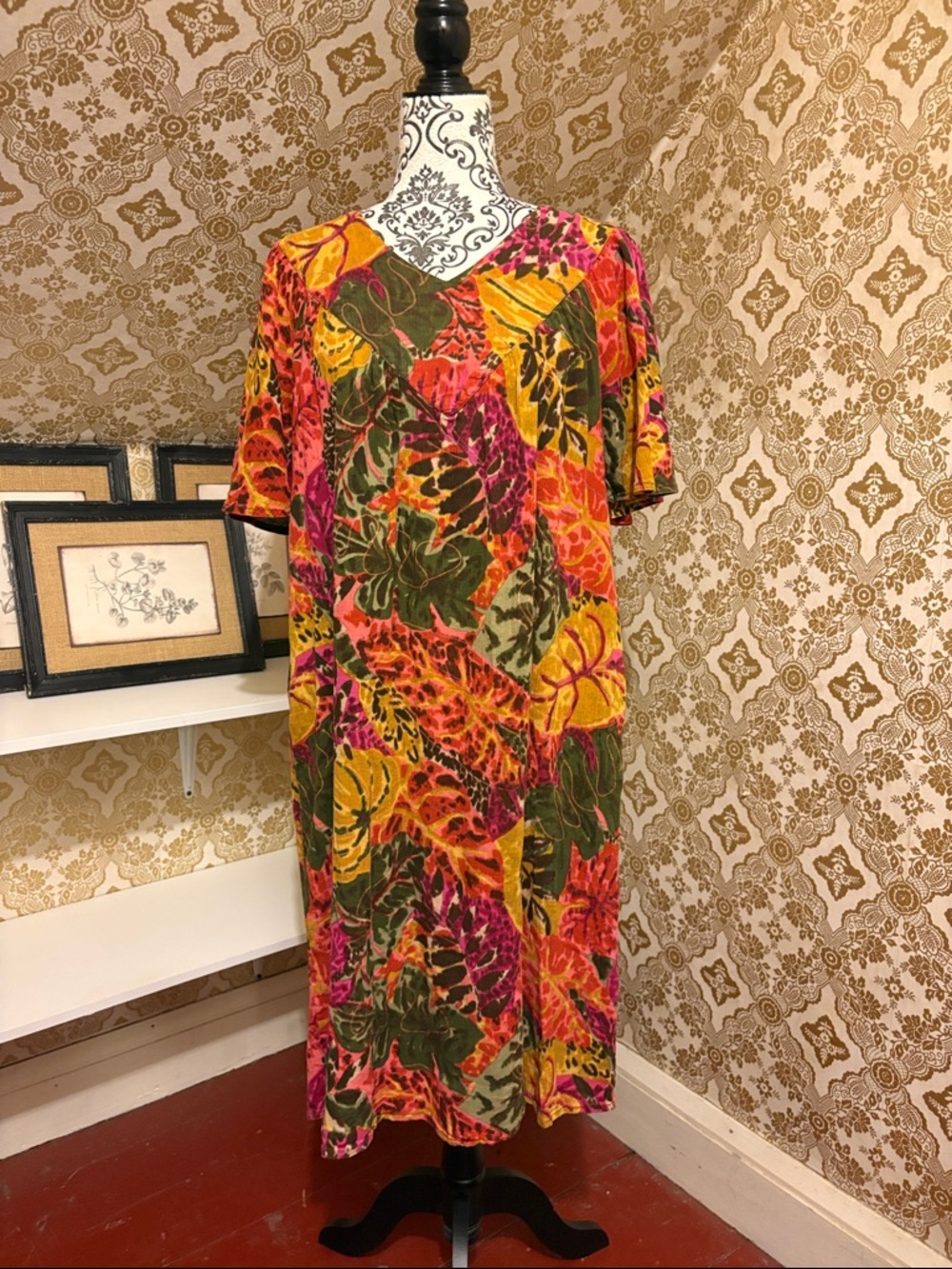 Vintage PARAGON multicoloured summer house dress with pockets